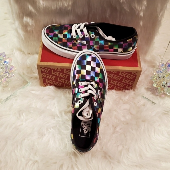 Vans - Picture 4 of 4